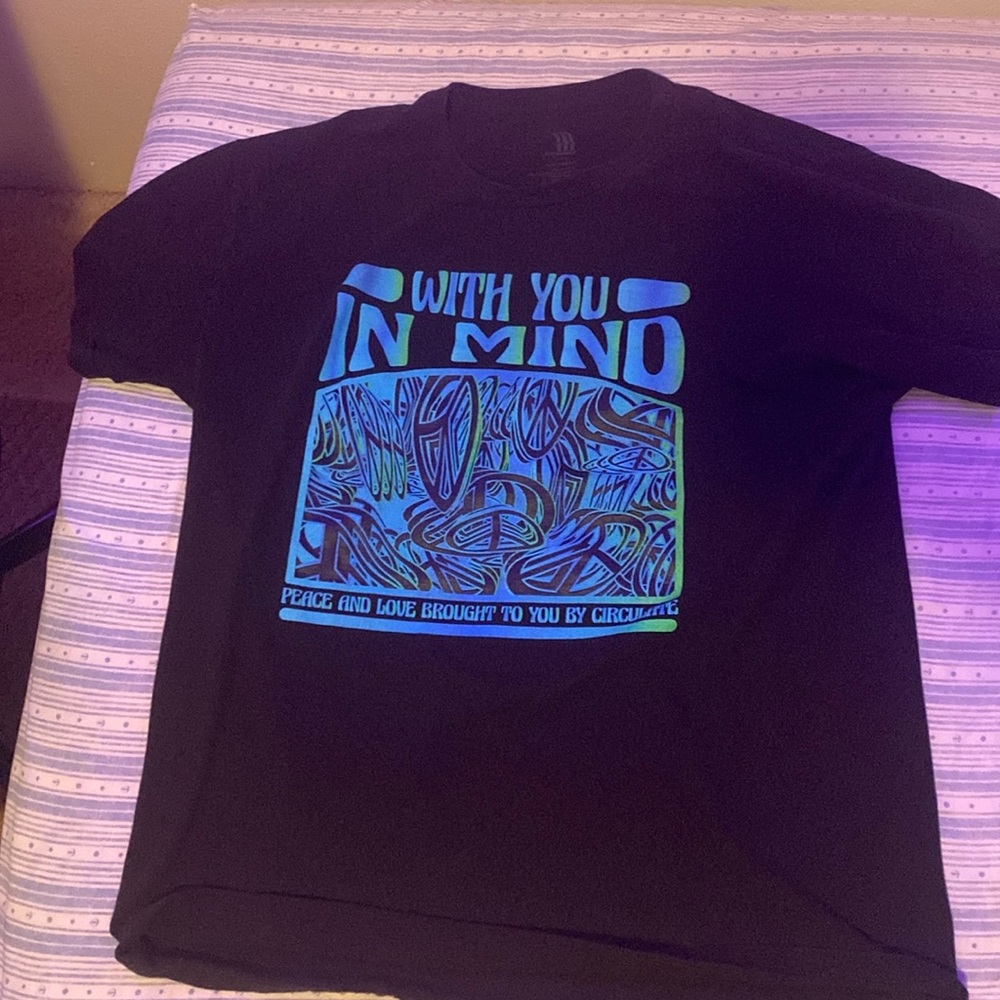 Men’s Large Circulate T-shirt With You In My Mind Peace And Love